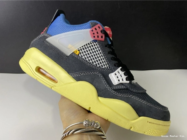 DC9533-001 NOIR 4 RETRO JORDAN UNION OFF AIR 0530